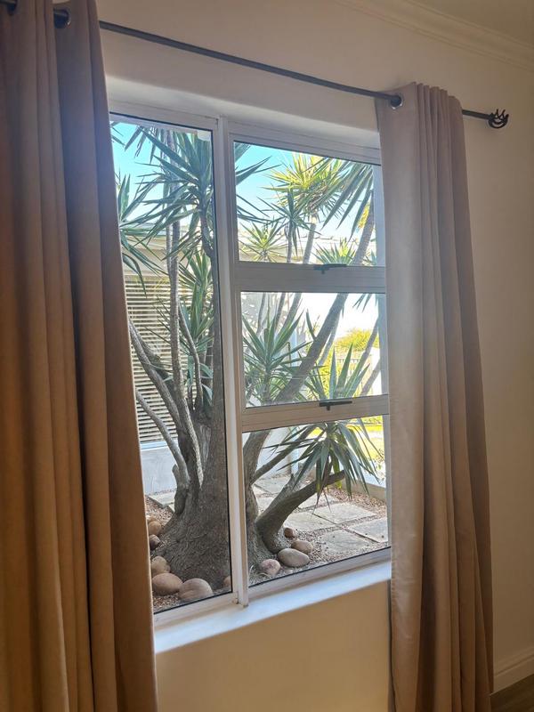 To Let 1 Bedroom Property for Rent in Duynefontein Western Cape